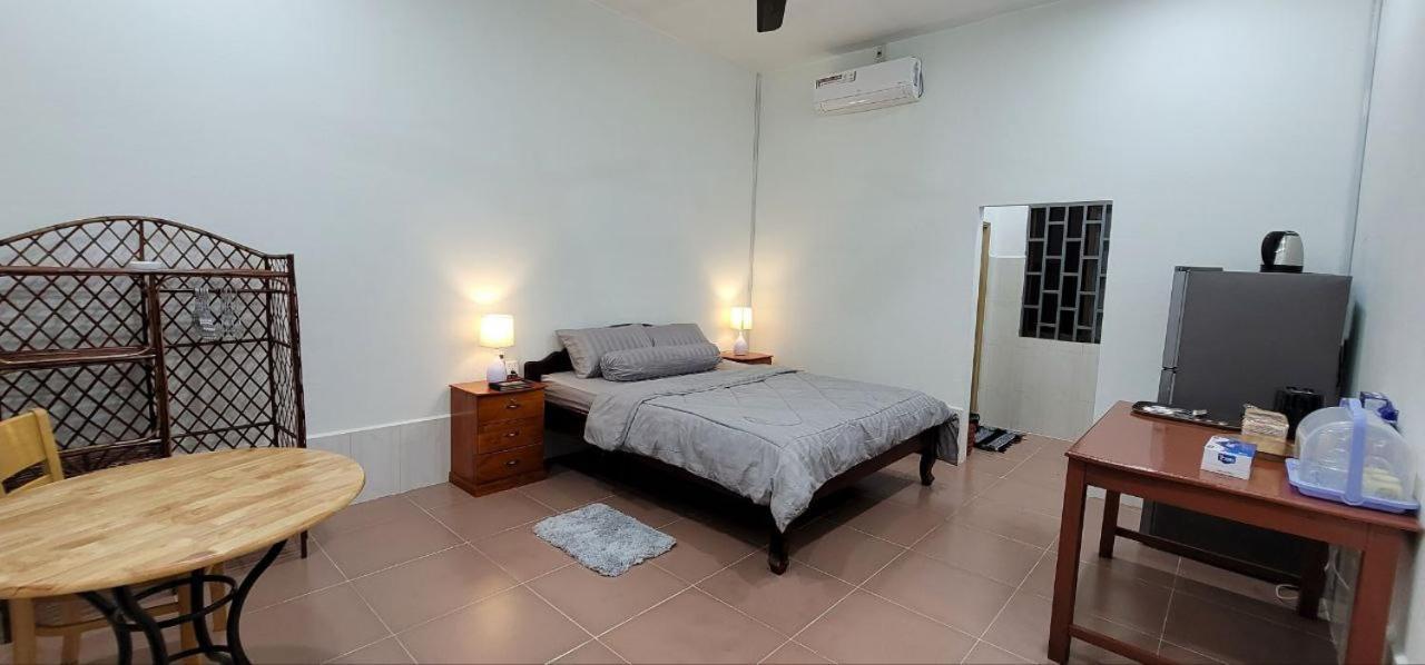 The Purple House Apartment Сием Реап Екстериор снимка
